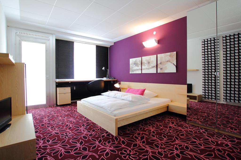 College Garden Hotel Bad Voeslau Chambre photo